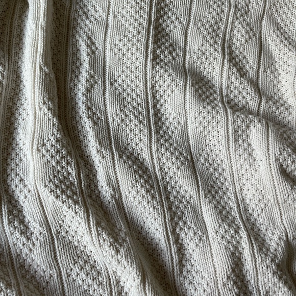 Large Vintage Cable Knit Sweater - Picture 6 of 6